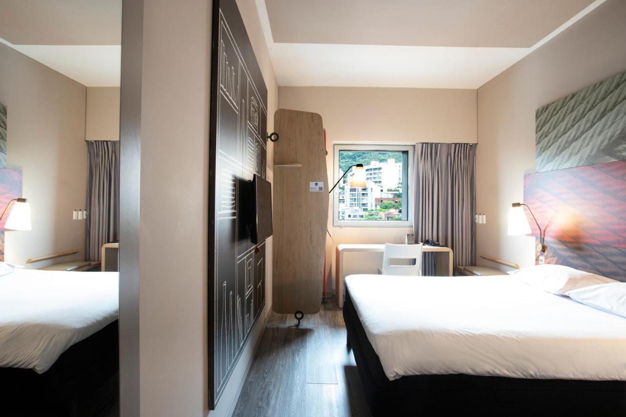 Hotel Ibis Cali Granada Екстериор снимка